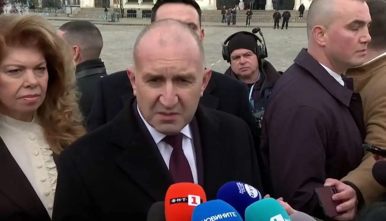 Радев се издаде! Партията му съществува