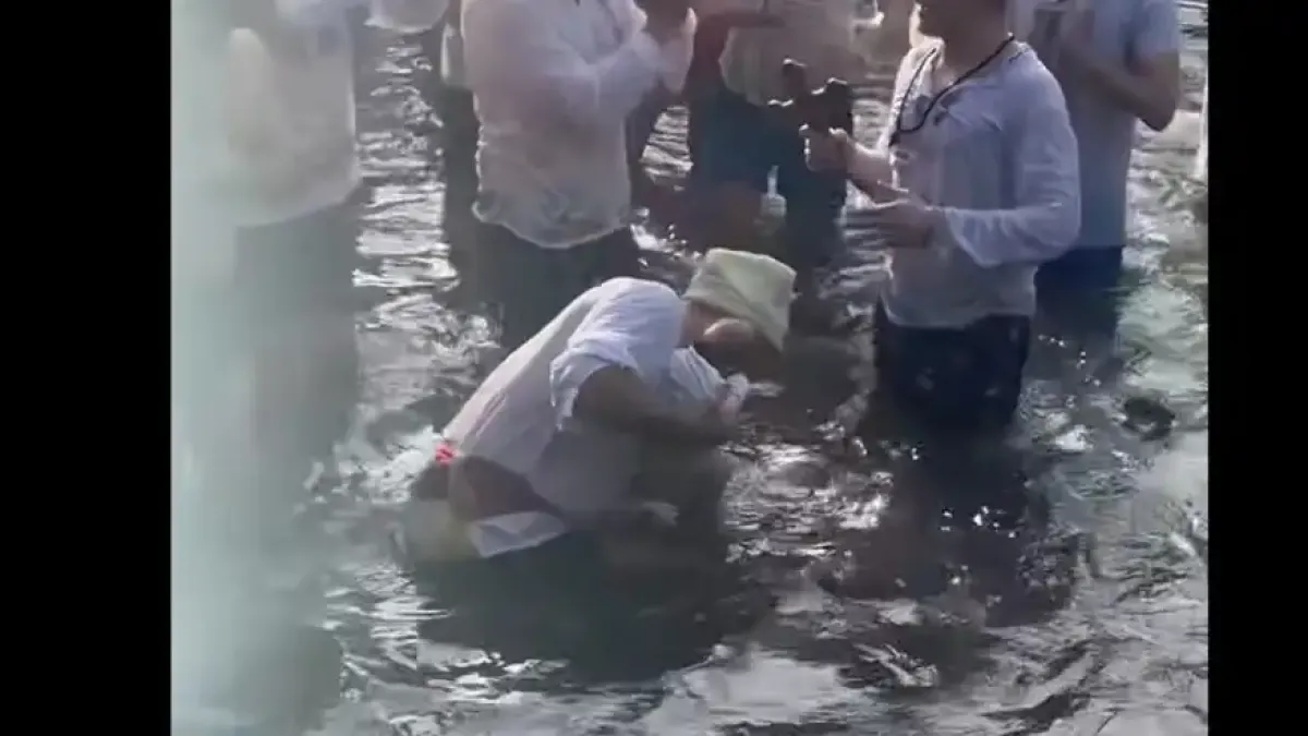 Клип с бебе в река на Йордановден подпали мрежата