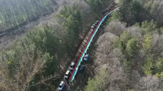Красота: Разпънаха 100-метрово българско знаме на брега на язовир