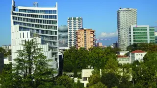 В Албания евро  и леки са на пазара, без да си пречат