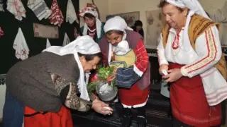 Бабинден е! Спазват се строги ритуали със сексуален символичен смисъл