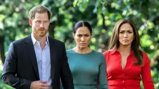 Хари точи лиги по Джей Ло, Меган с голяма сцена на ревност