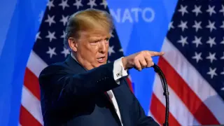 Тръмп към иранците:: Протестирайте още, помощта идва!