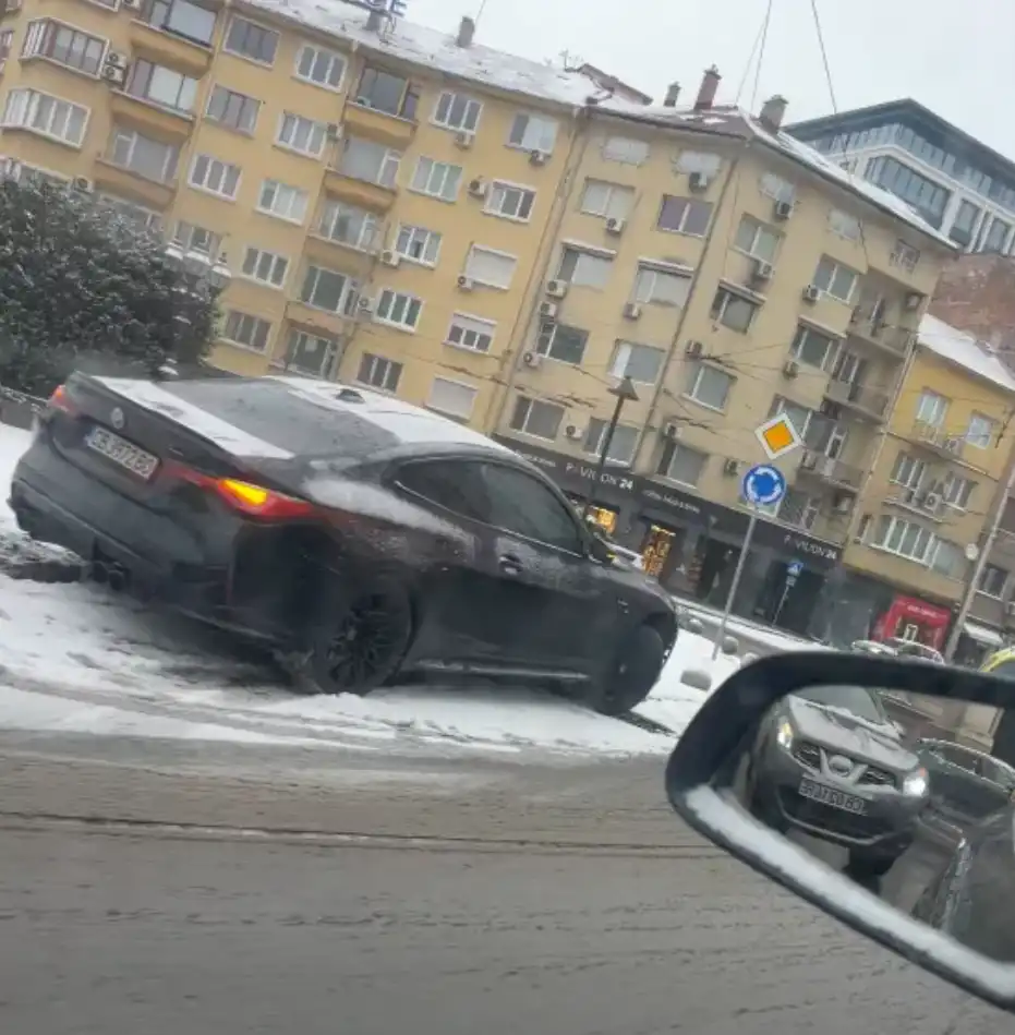 СДВР към софиянци: Не се качвайте на колите си!