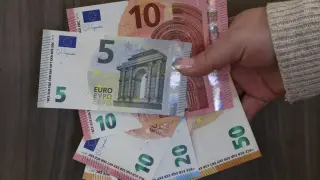 100 души от павликенското село Стамболово останаха без първите си пенсии в евро Видео