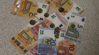 Внимание: Доставят фалшиви евро по интернет