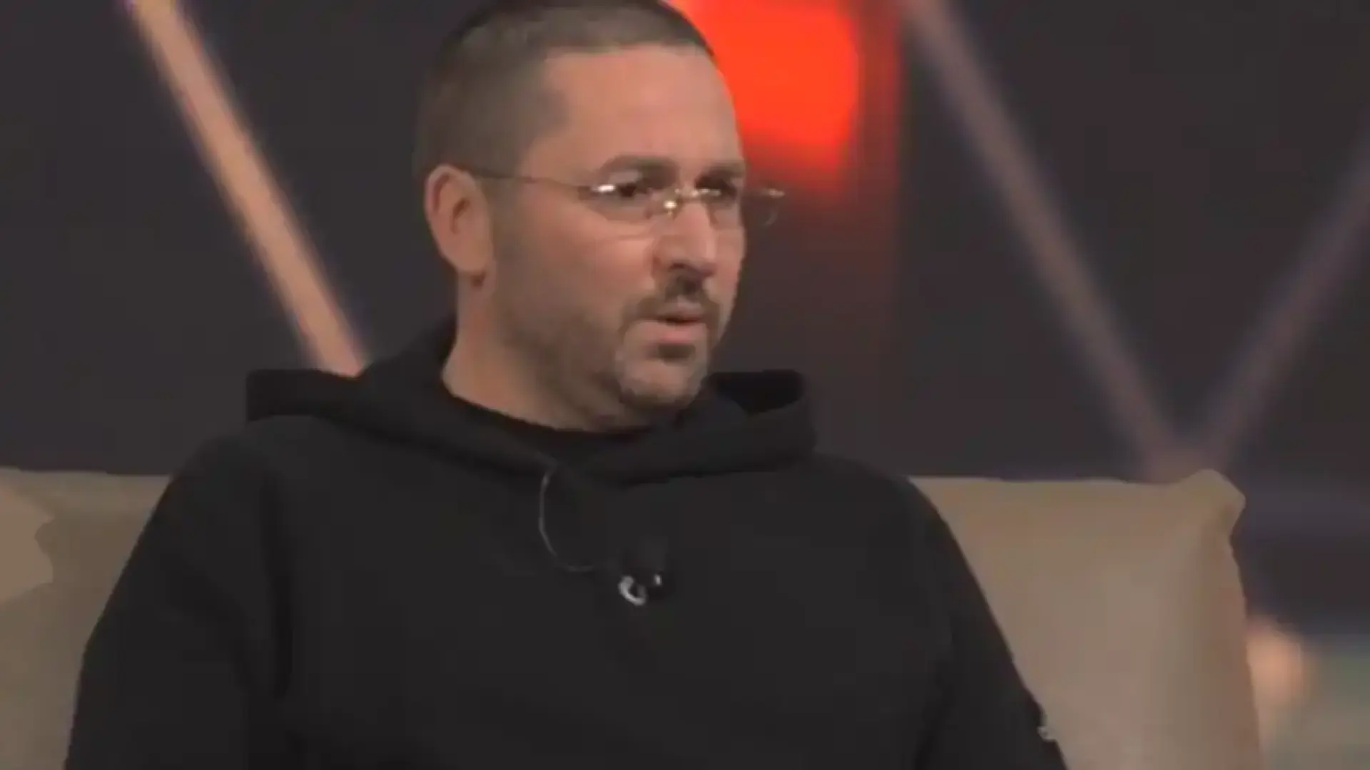 Николай Попов: Засегнах много интереси и сега ме заплашват