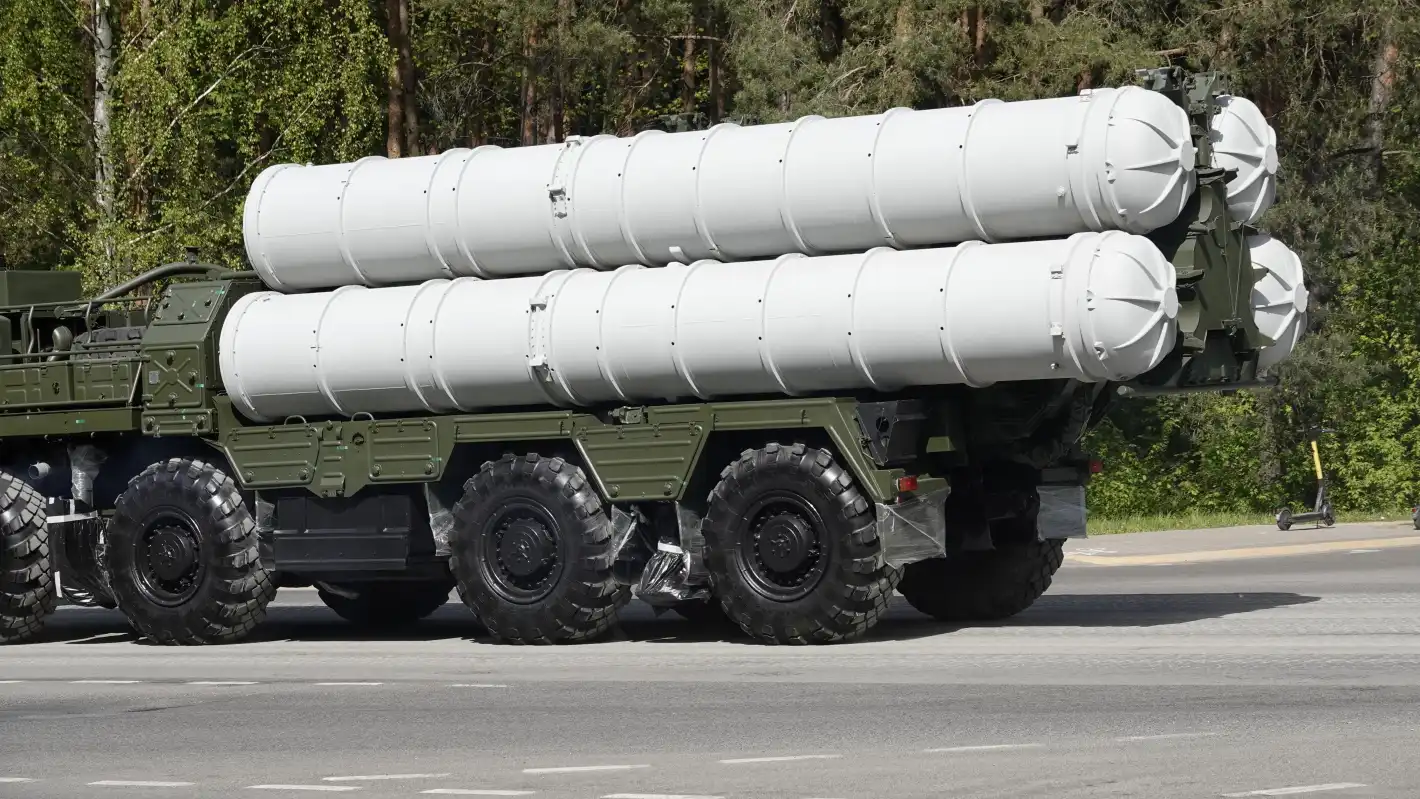 Разглобиха ракетата „Орешник“: Намериха детайли от ерата на Гагарин в новото оръжие на Путин Видео
