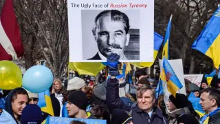 1418 дни по-късно: Защо паралелът с Втората световна война стана опасен за Кремъл