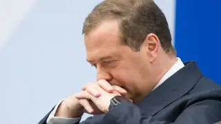"Държат се като неонацисти": Медведев припомни на германците Втората световна война