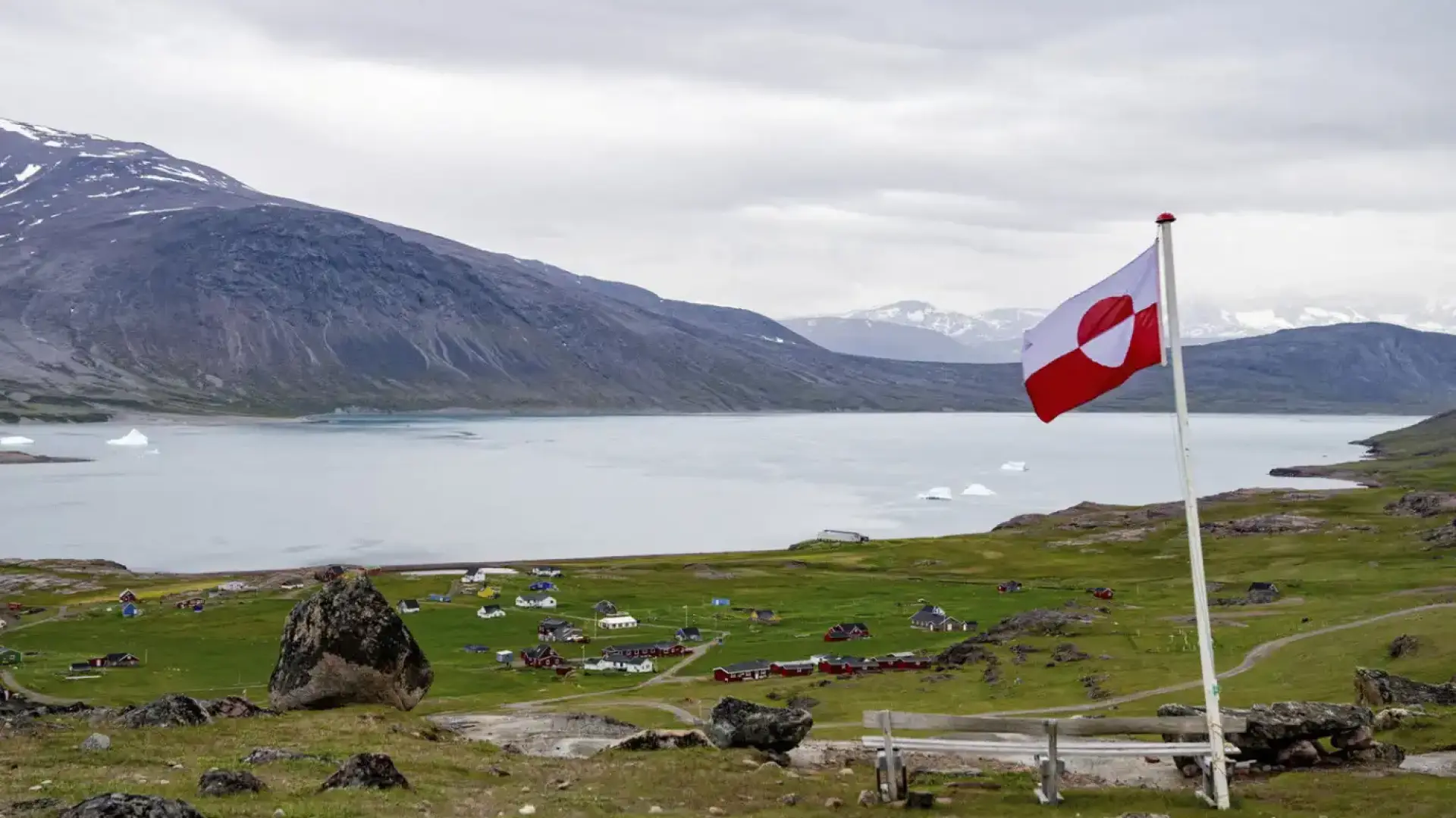 NBC: САЩ с официална оферта за закупуване на Гренландия, посочиха цената