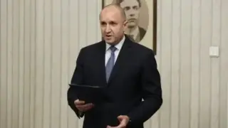 Нова развръзка с Радев! Стана ясно какво се крие зад играта му с деребеите на Доган