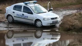 Инфарктен инцидент с патрулка в Родопите, има пострадал полицай