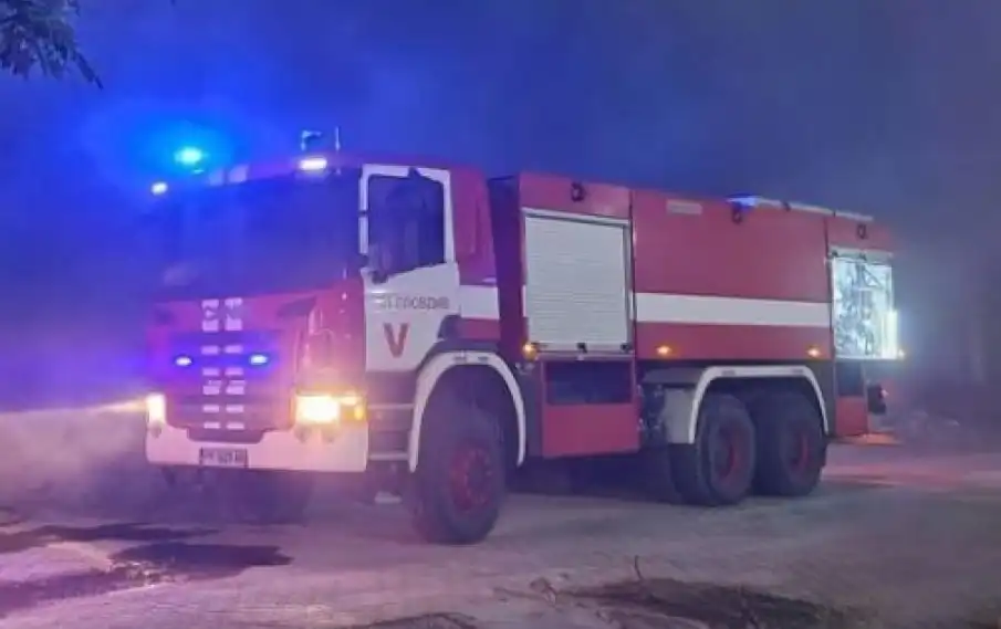 Огнен ад посред нощ в столичен квартал, има 3 жертви