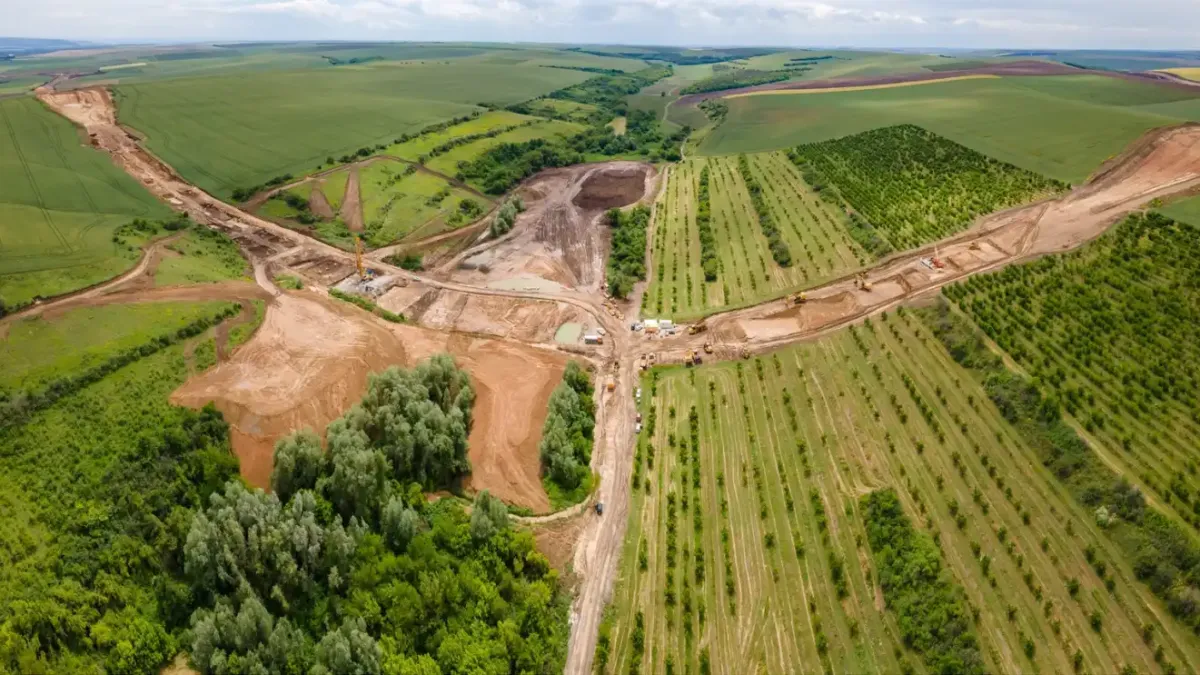 АПИ призна за подводен камък в строителството на АМ "Русе-Велико Търново"
