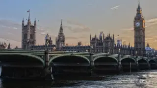 Българите да му мислят: Великобритания с нови правила за влизане от 25 февруари