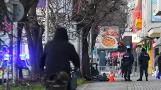 Зловещ инцидент с млад чужденец на оживен булевард смрази варненци Снимки
