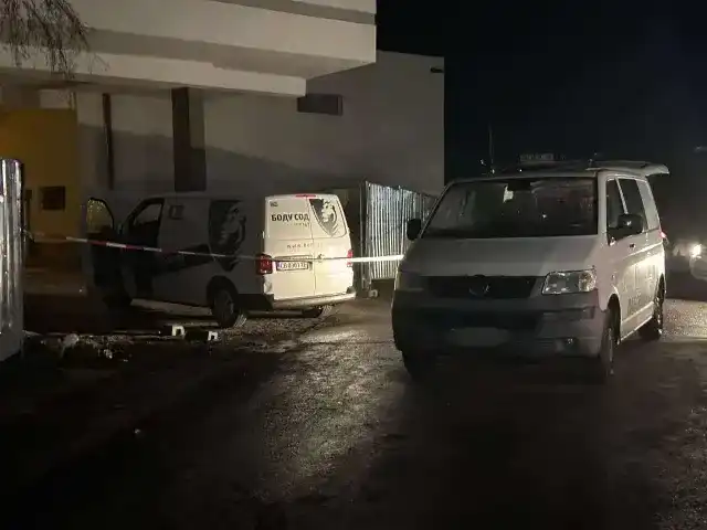 Горещи новини за задържаните за въоръжения обир на инксасо автомобил в Ихтиман, единият не бил случаен, намесена е известна фолкаджийка