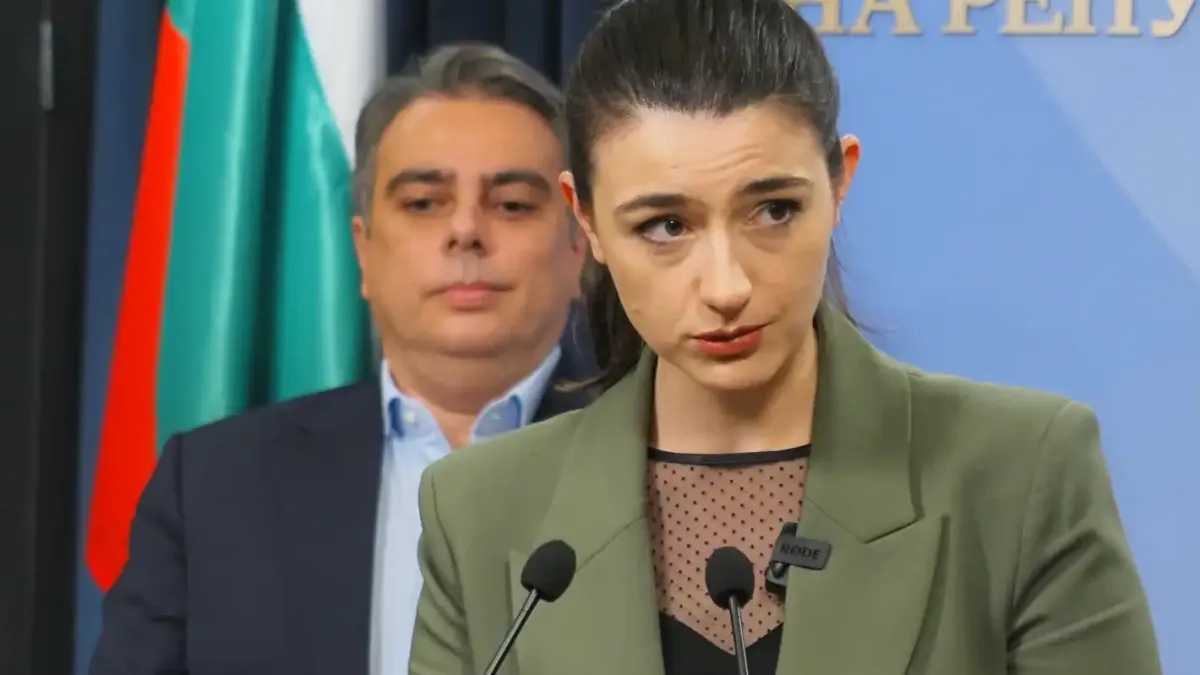 Момичето си отива: Асен Василев прокарва Сталински режим в Промяната, Лена е на дузпата