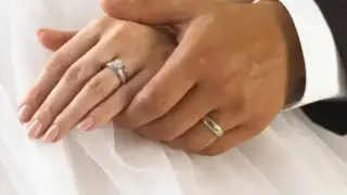 Британски аристократ шокира с обява за млада съпруга, плаща хиляди евро