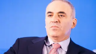 „Затегнете коланите“: Каспаров предрече събития, заради които си струва украинците да преживеят зимата