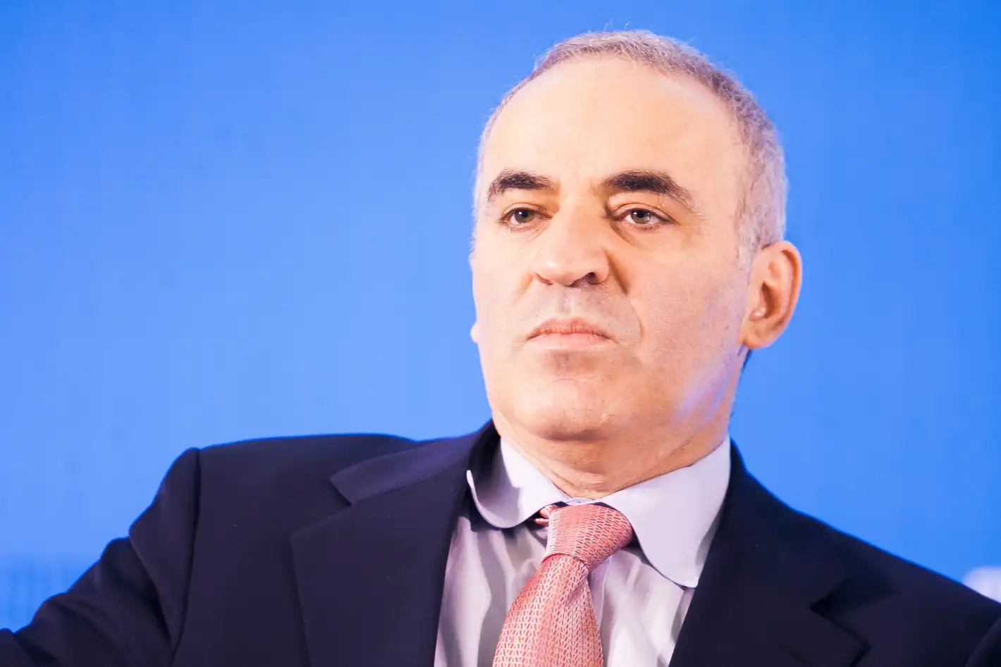 „Затегнете коланите“: Каспаров предрече събития, заради които си струва украинците да преживеят зимата