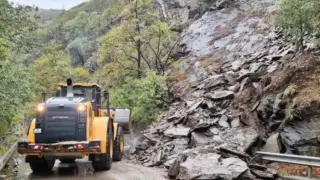 Затварят пътя Асеновград - Смолян