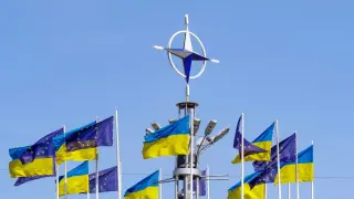 Politico: ЕС създава ново „НАТО" без САЩ, но с Украйна