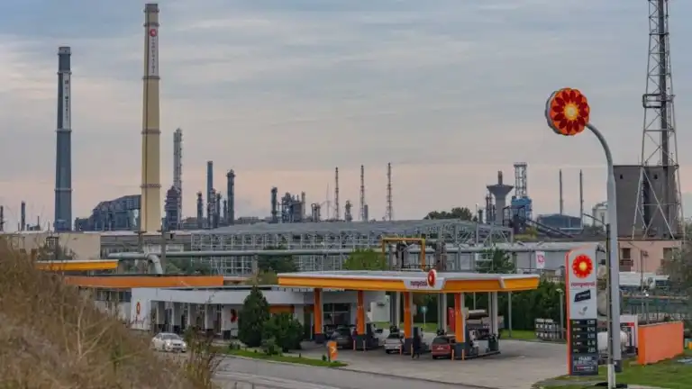 Rompetrol с рекордна печалба: $128 млн. на фона на подготвяна продажба на активи