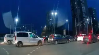 Шофьор се разгневи на хаоса в Пловдив: "До всички едноклетъчни!"