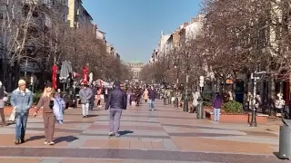 Евробарометър отчете каква част от българите са оптимисти за бъдещето