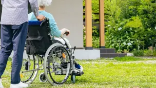 Заради домовете на ужасите: Затягат мерките срещу нелегалните социални услуги