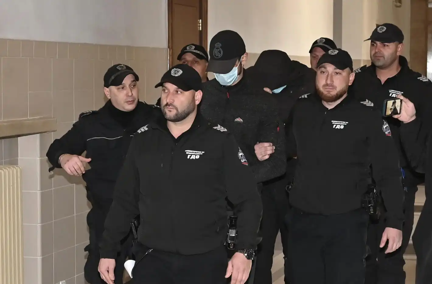 Извънредни вести за обирджиите на инкасото в Ихтиман