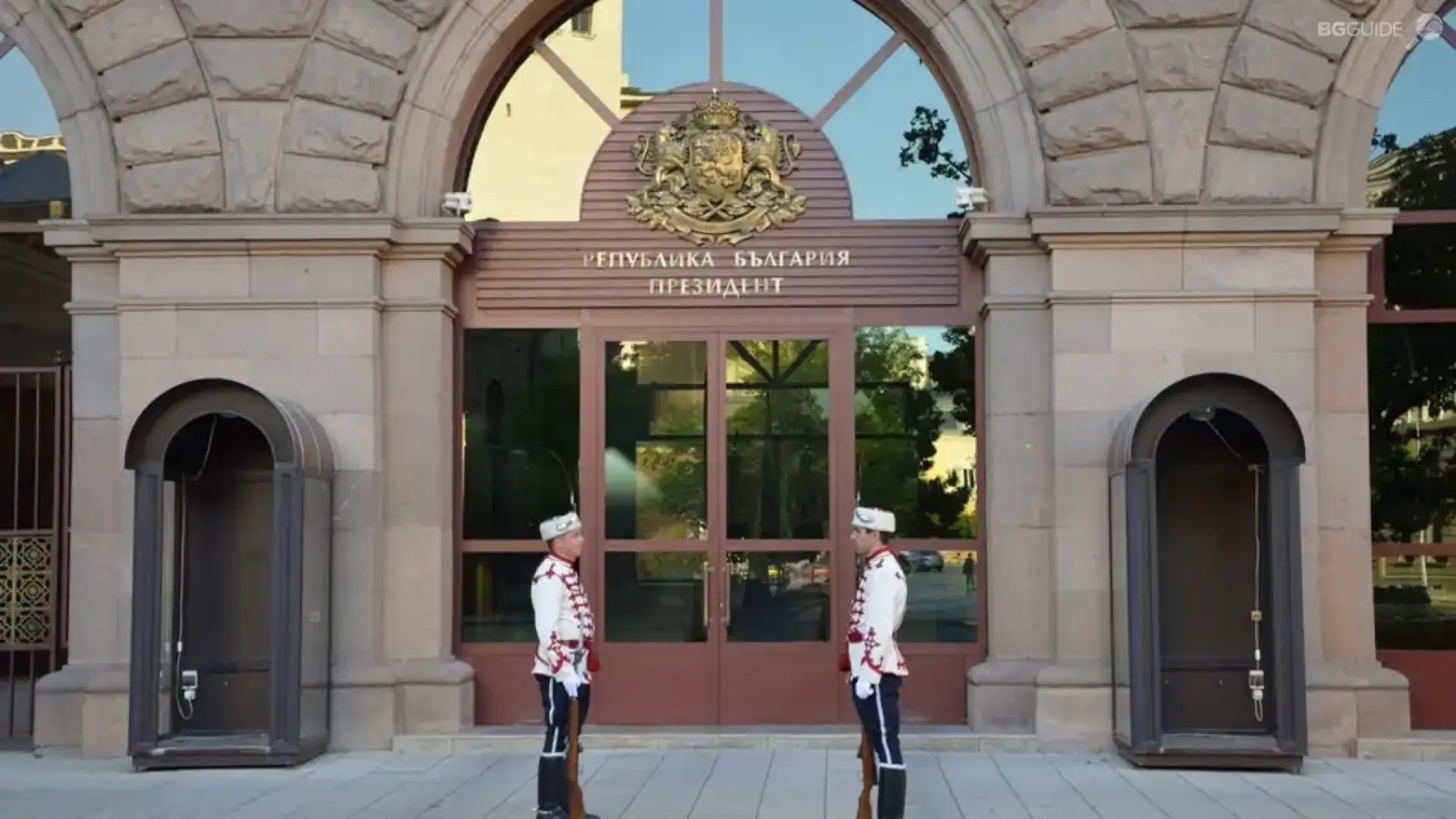 Проговори жената, от която зависи бъдещето на Румен Радев