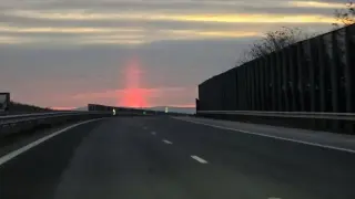Странно явление в небето над АМ "Тракия", всички се чудят какво означава Снимки