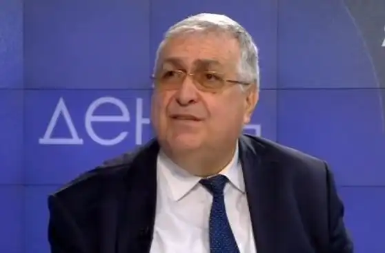 Проф. Близнашки за Радев: Тази няма да я бъде, той не може да разсъждава