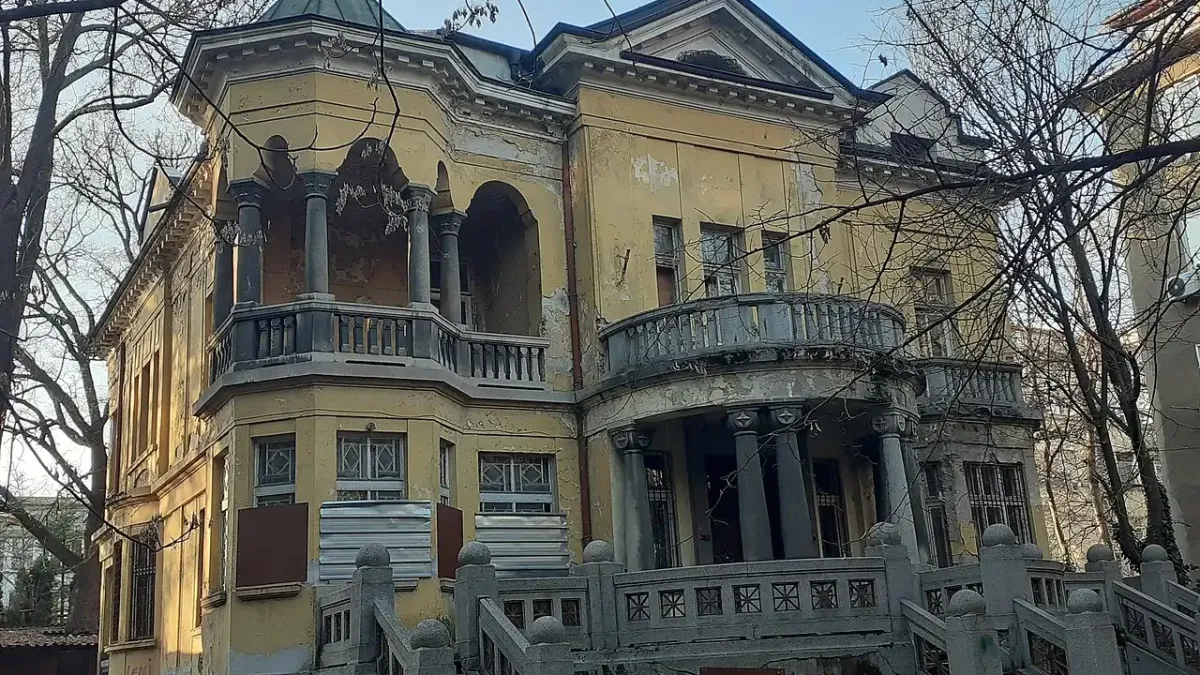 Как е изглеждала Къщата с ягодите в София през 70-те?