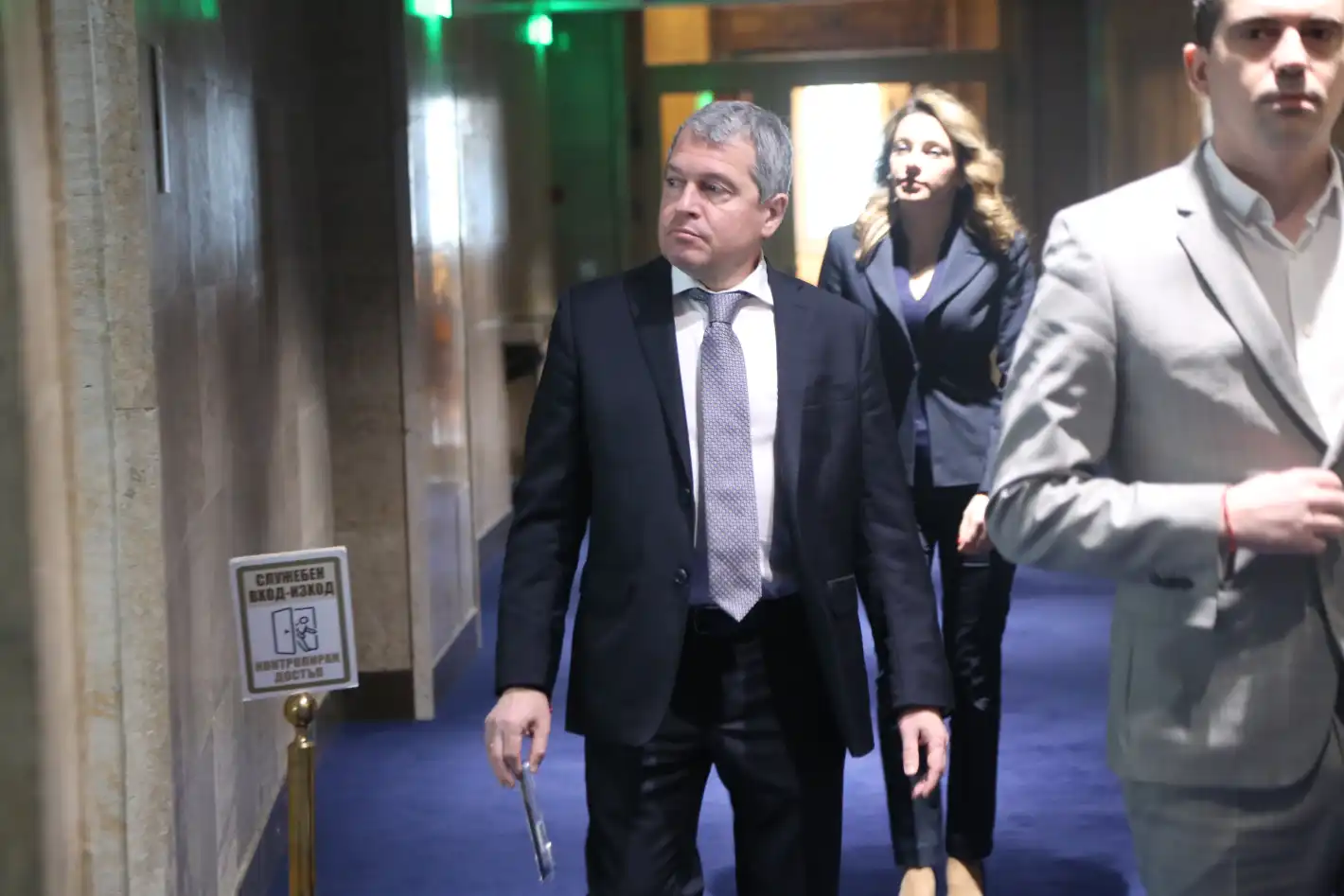 ИТН иска извънредно заседание на парламента заради чистката в МВР