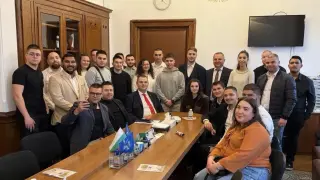 Делян Пеевски се срещна с млади хора от Стара Загора