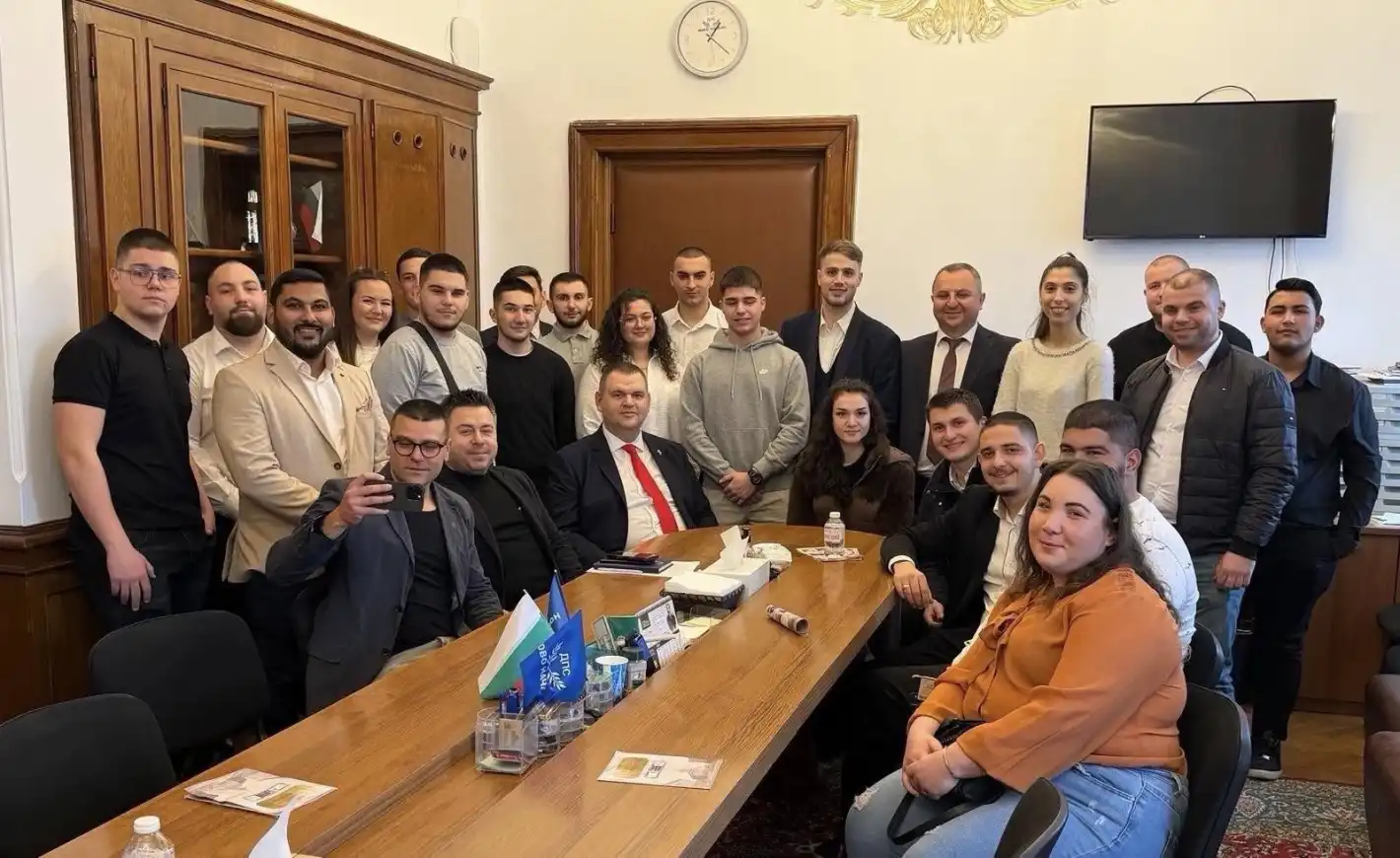 Делян Пеевски се срещна с млади хора от Стара Загора