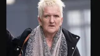 Британка и майка на 10 деца държа жена в робство 25 години, за да я бие и да ѝ чисти