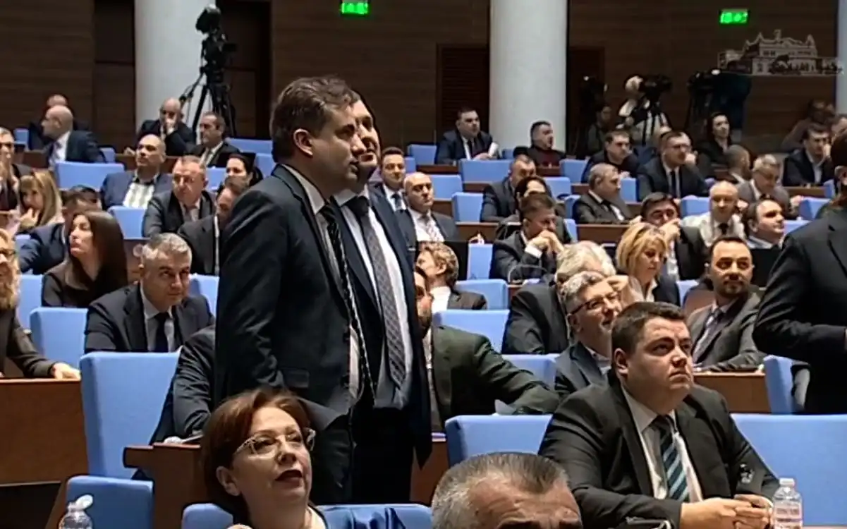 Изборният кодекс влезе в парламента, дебатите ще са горещи и дълги