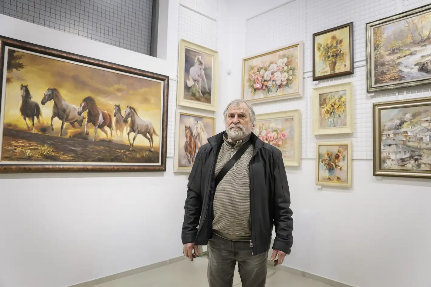 Послания за споделеност в новата изложба на Юрий Ковачев Снимки