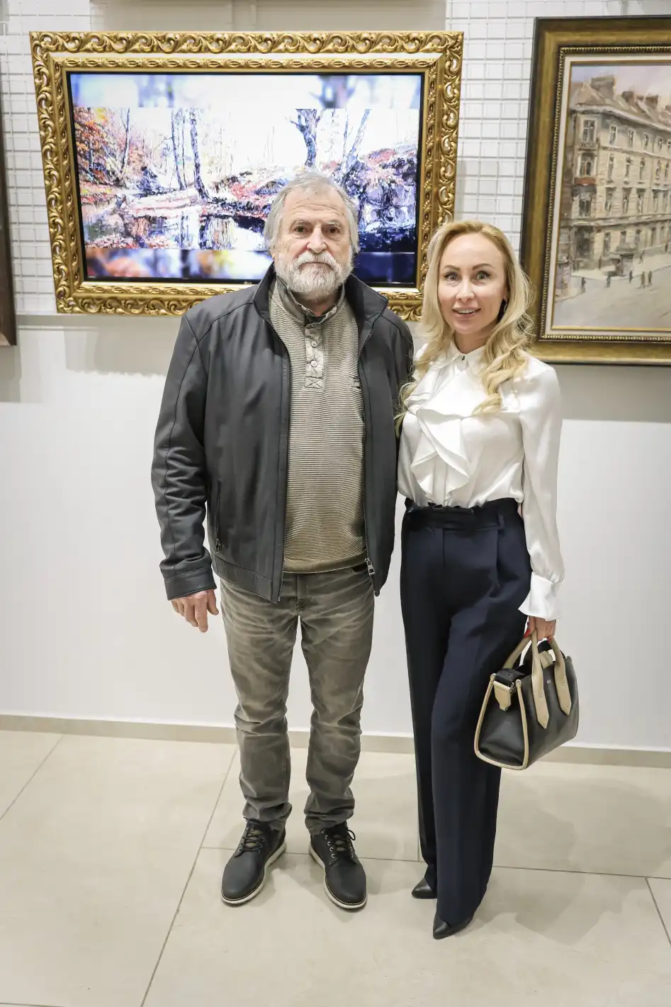Послания за споделеност в новата изложба на Юрий Ковачев Снимки
