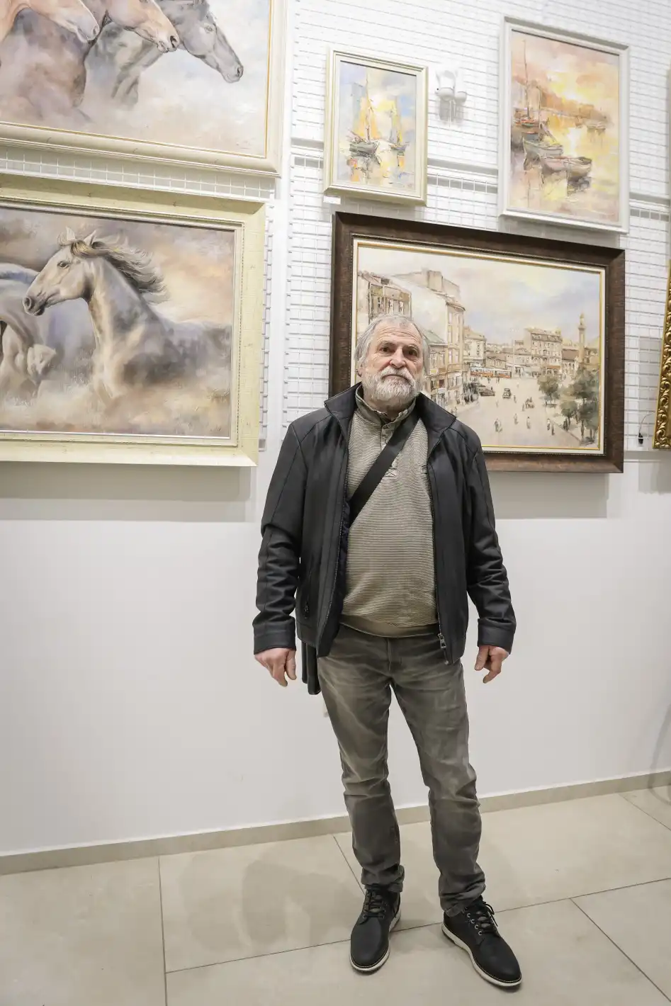 Послания за споделеност в новата изложба на Юрий Ковачев Снимки