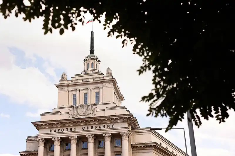 Пик изобличи политици в голям скандал!