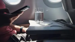 Внимание: Водата в самолета е опасна, изследване потвърди най-лошите страхове на стюардесите!