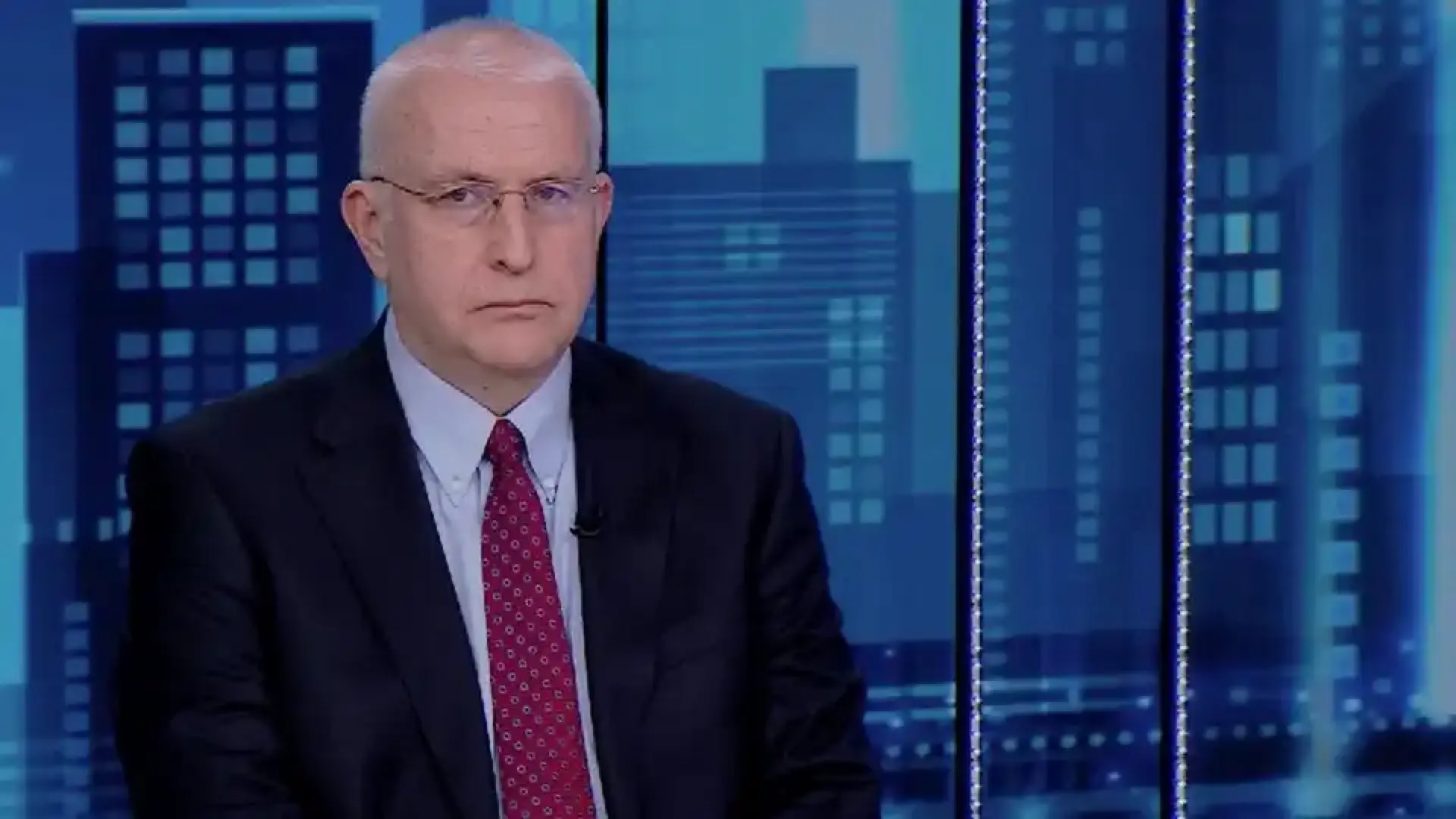 Политолог: Не мисля, че Радев е алтернатива, следващото правителство ще е...