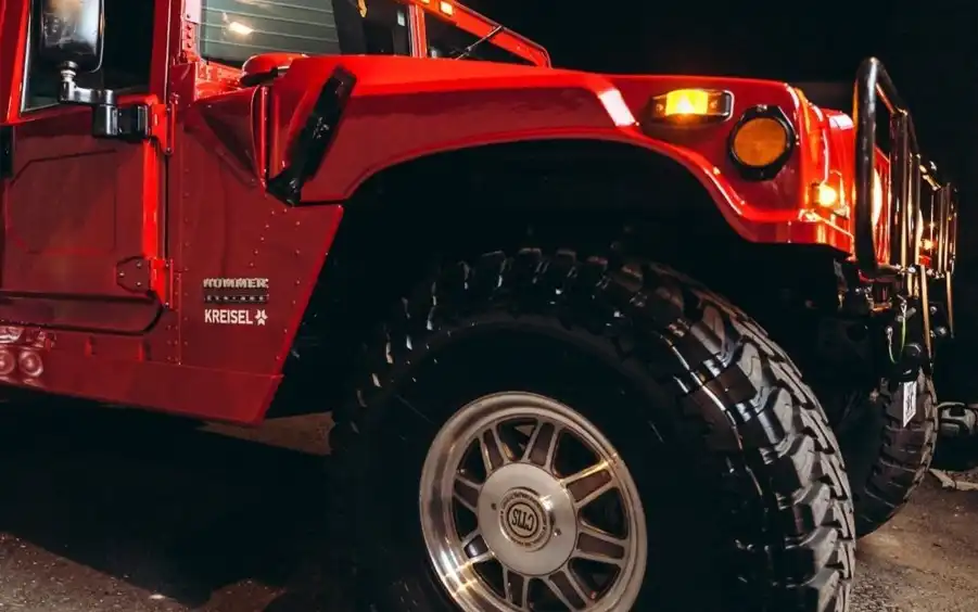 Уникалният Hummer на Арнолд Шварценегер е обявен за продажба Снимки