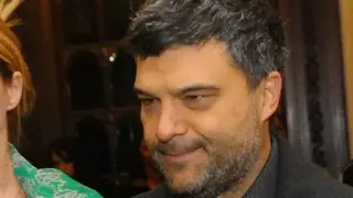 Щерката на малък Тошко - бизнесдама през деня, вечер царица на купона Снимки